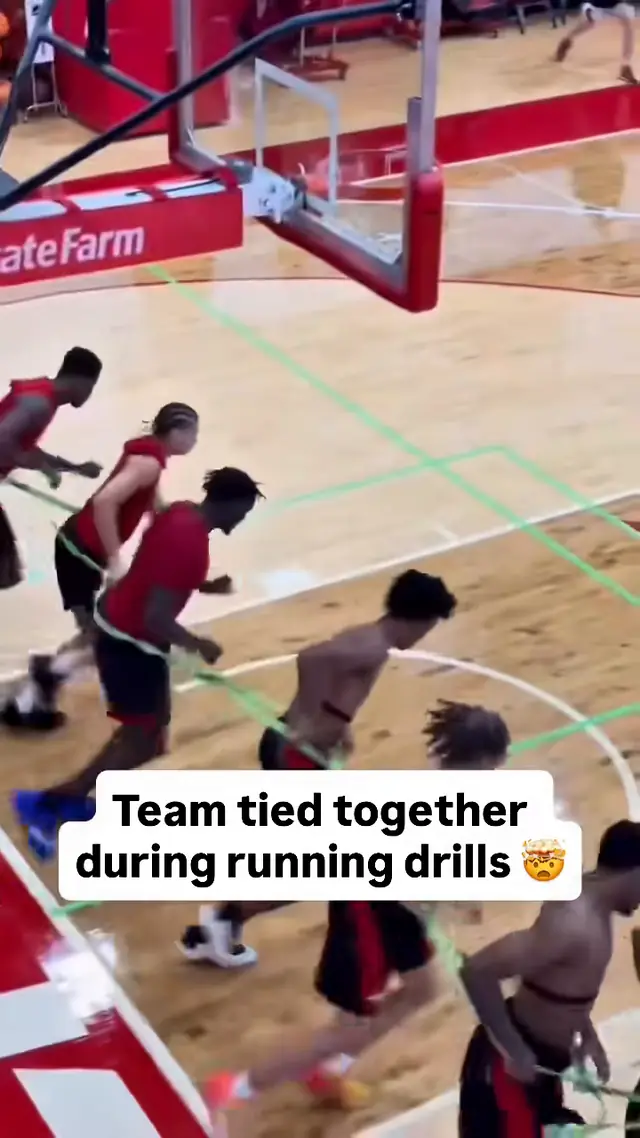 Thoughts on this drill? 😳😅 (@reed_vial3/ig) #college #basketball #col...