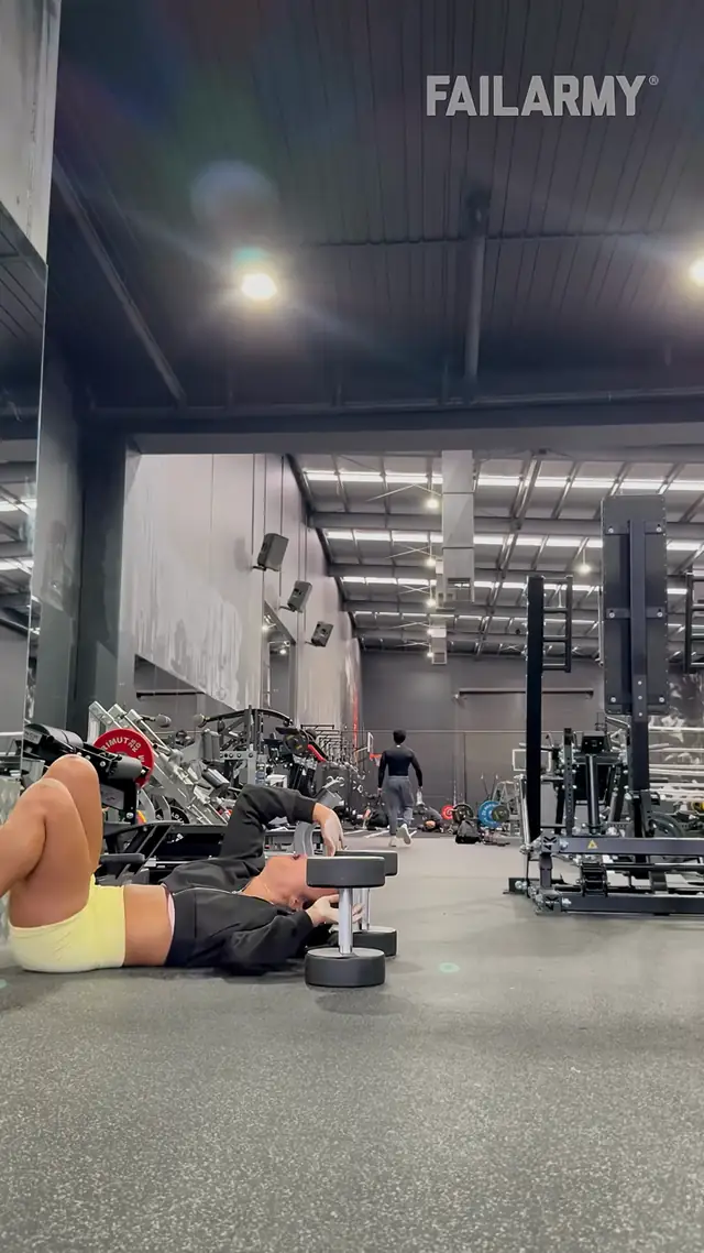 when i try a new exercise 😩 🤣 #gymfail #workoutfail #gymhumor #humor ...