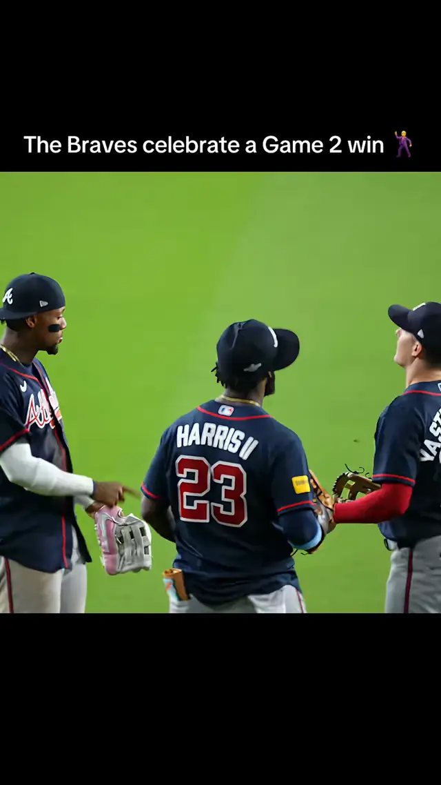 🎶 Snap ya fingers, do ya step 🎶 The Braves head home for NLDS Game 3!...