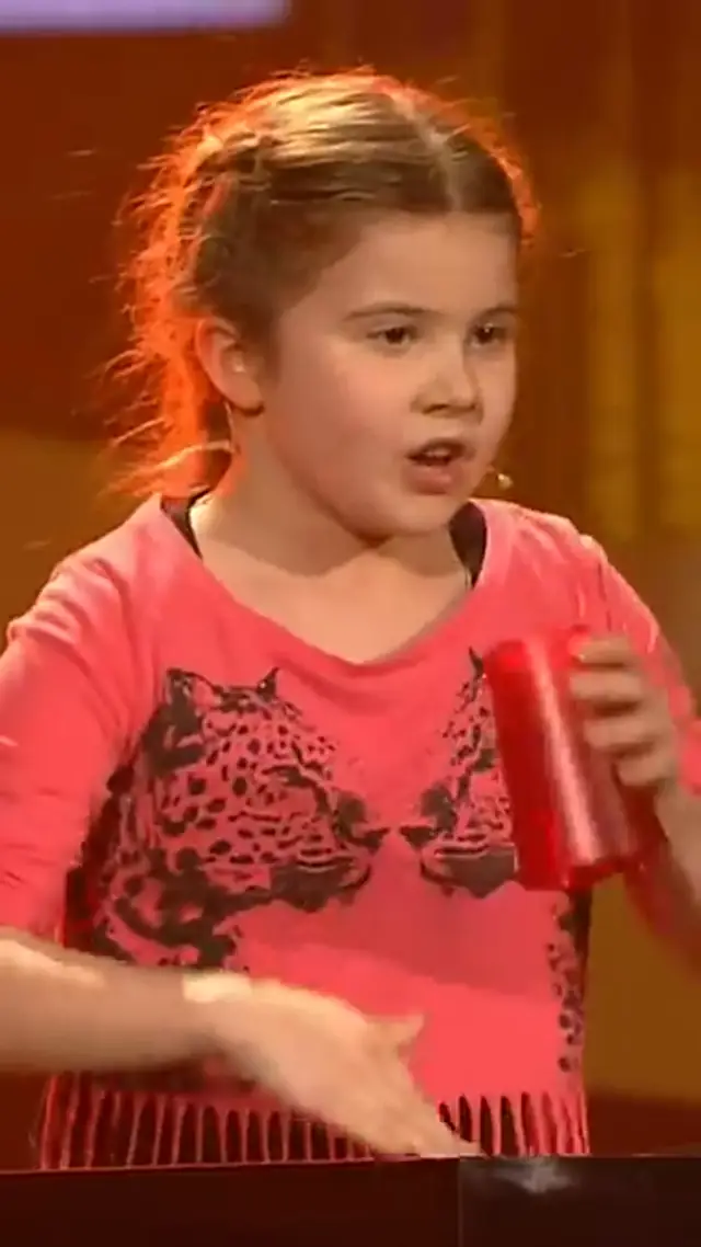 How cute is she🥺🥺🥺 #cupsong #thevoicekids #shorts