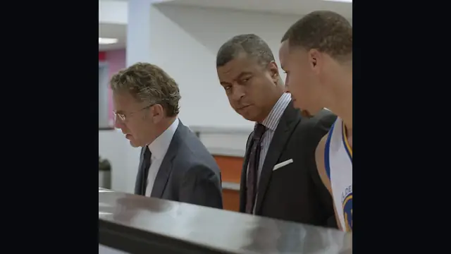 “Who was that guy?” 🐔 #nba #stephcurry #basketball #sportscenter