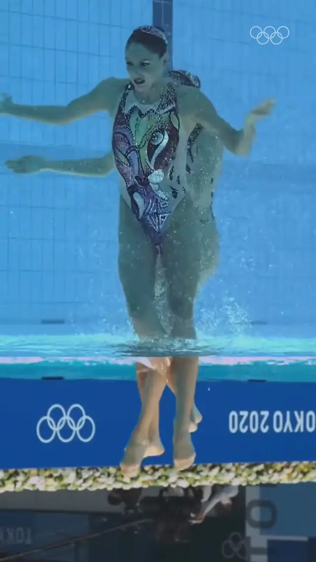 Ever wondered how the athletes keep afloat in artistic swimming? Watc...