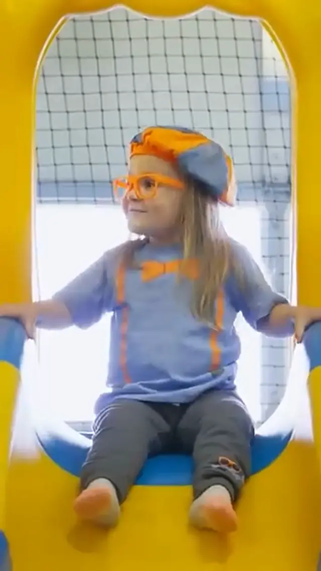 Mochas & Minis | Blippi | Learning #shorts | Kids Videos